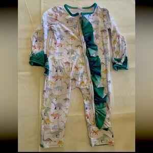 Dinosaur Ruffle Sleeper 2T
